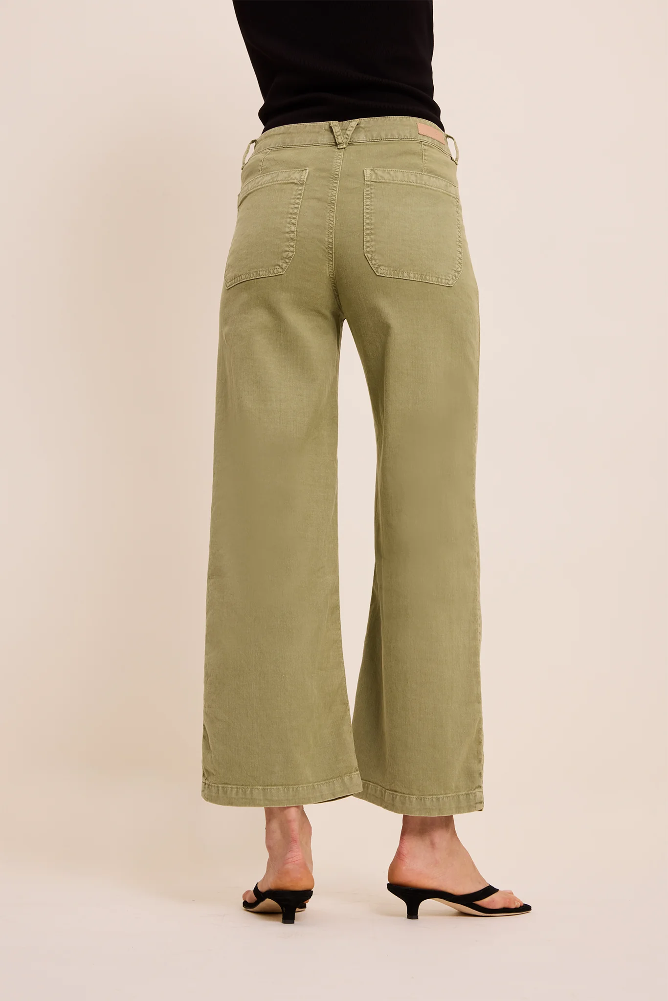 Pantalon Lucia Crop Large - Image 24